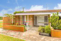 Bolton Clarke Pearson Village, Menora - retirement living