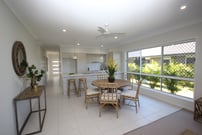 Baldwin Living Sequana